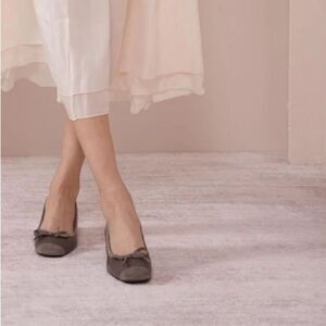 C.Paravano Women's Pump Square Toe Low Block Heels, Grey, Size 39/8 -8.5 NWOT